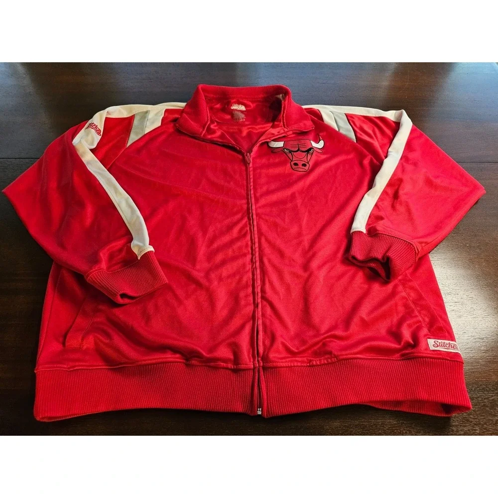 Chicago Bulls Full Zip Up Red White Lined Track Jacket W Pockets Mens 2 XL