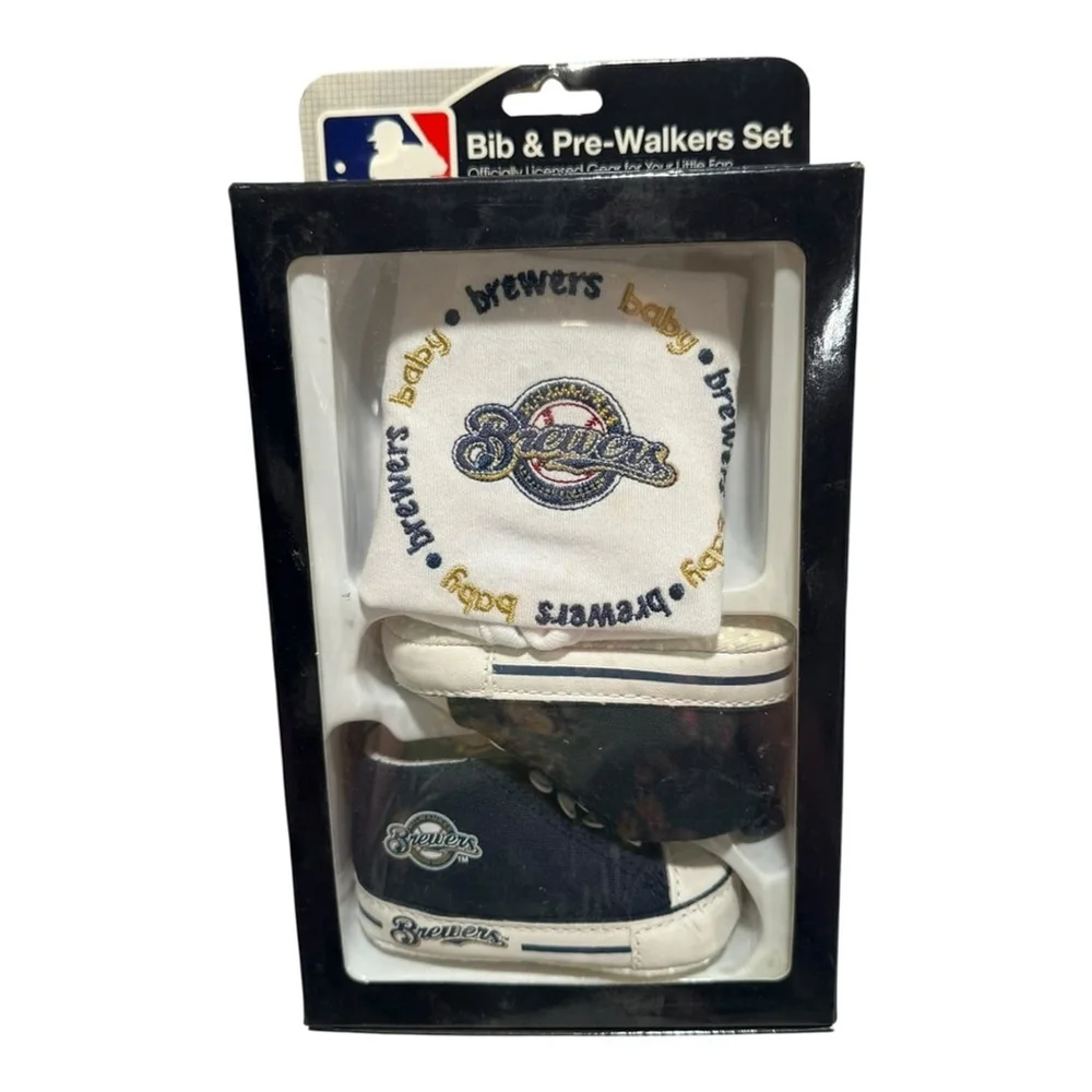 MLB Milwaukee Brewers Baby Gift Set Starting Lineup - Bib Pre-walker Shoes NWT