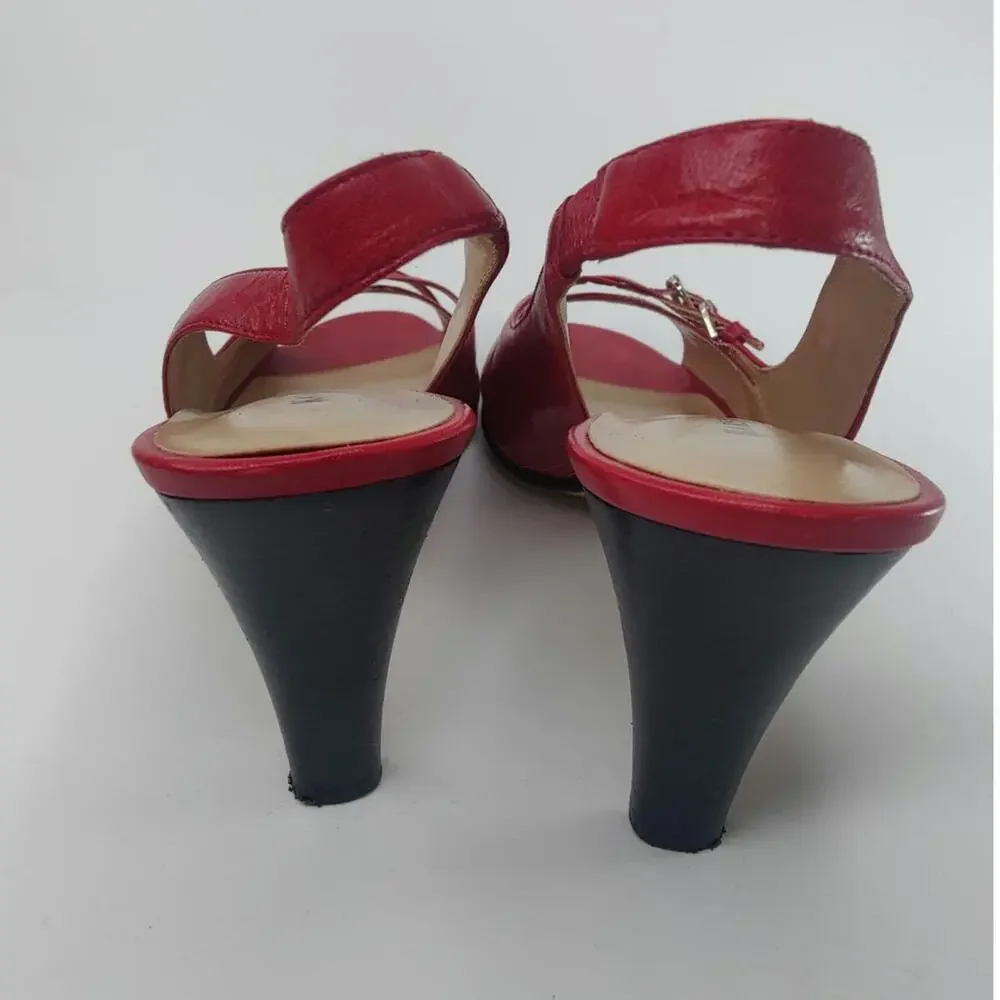 Karen Scott red buckle