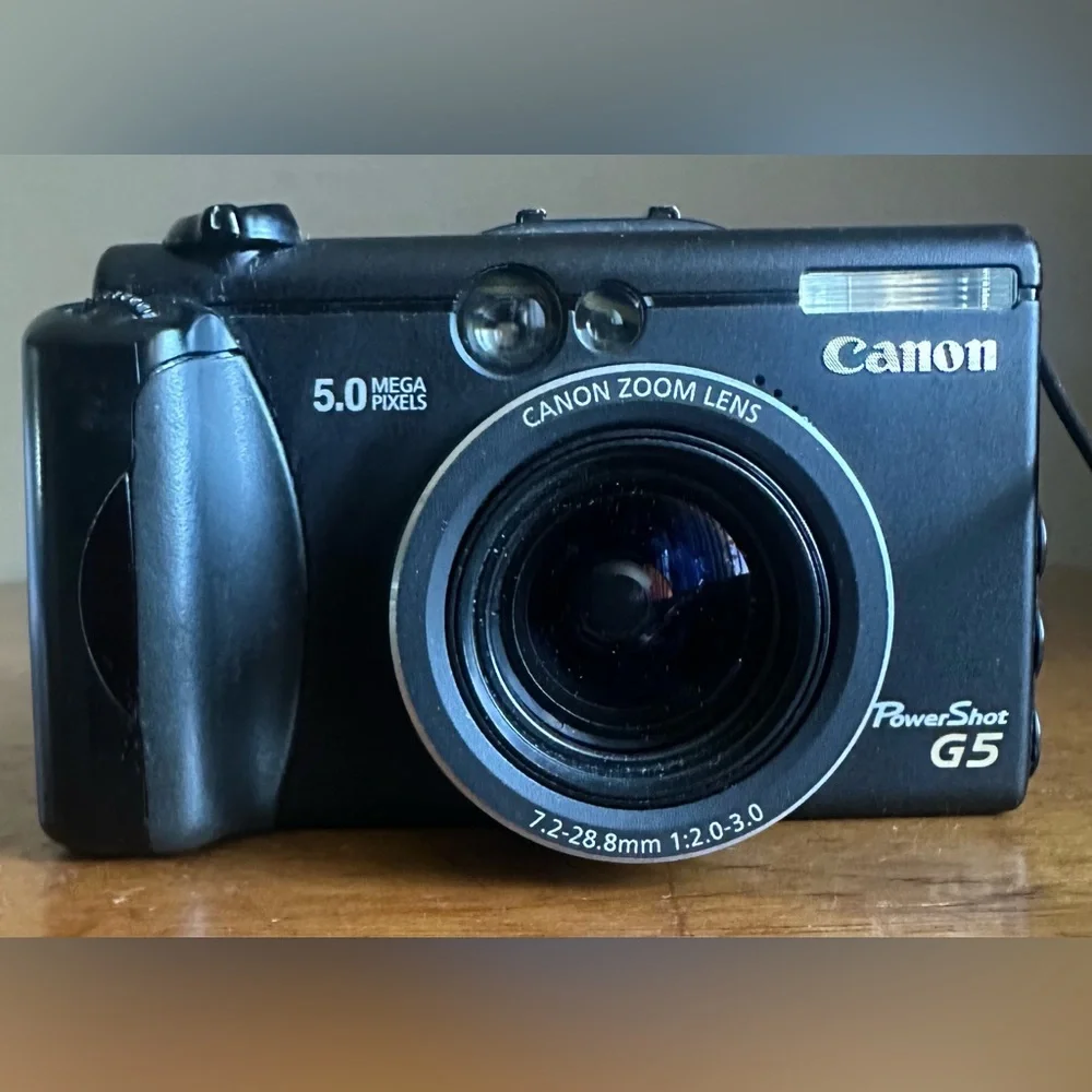 Canon Powershot G5 Compact 5.0MP 4x Optical Digital Camera w/ 7.2-28.8mm Lens