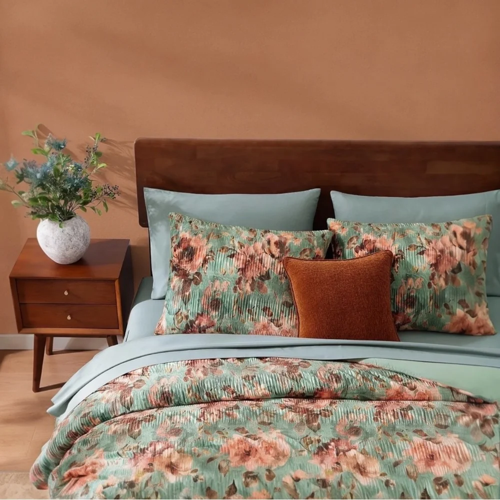 Anthropologie gorgeous set