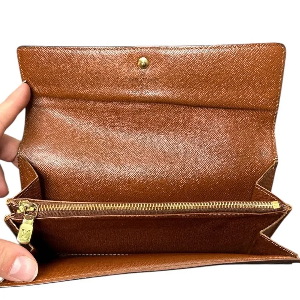 Louis Vuitton classic louis