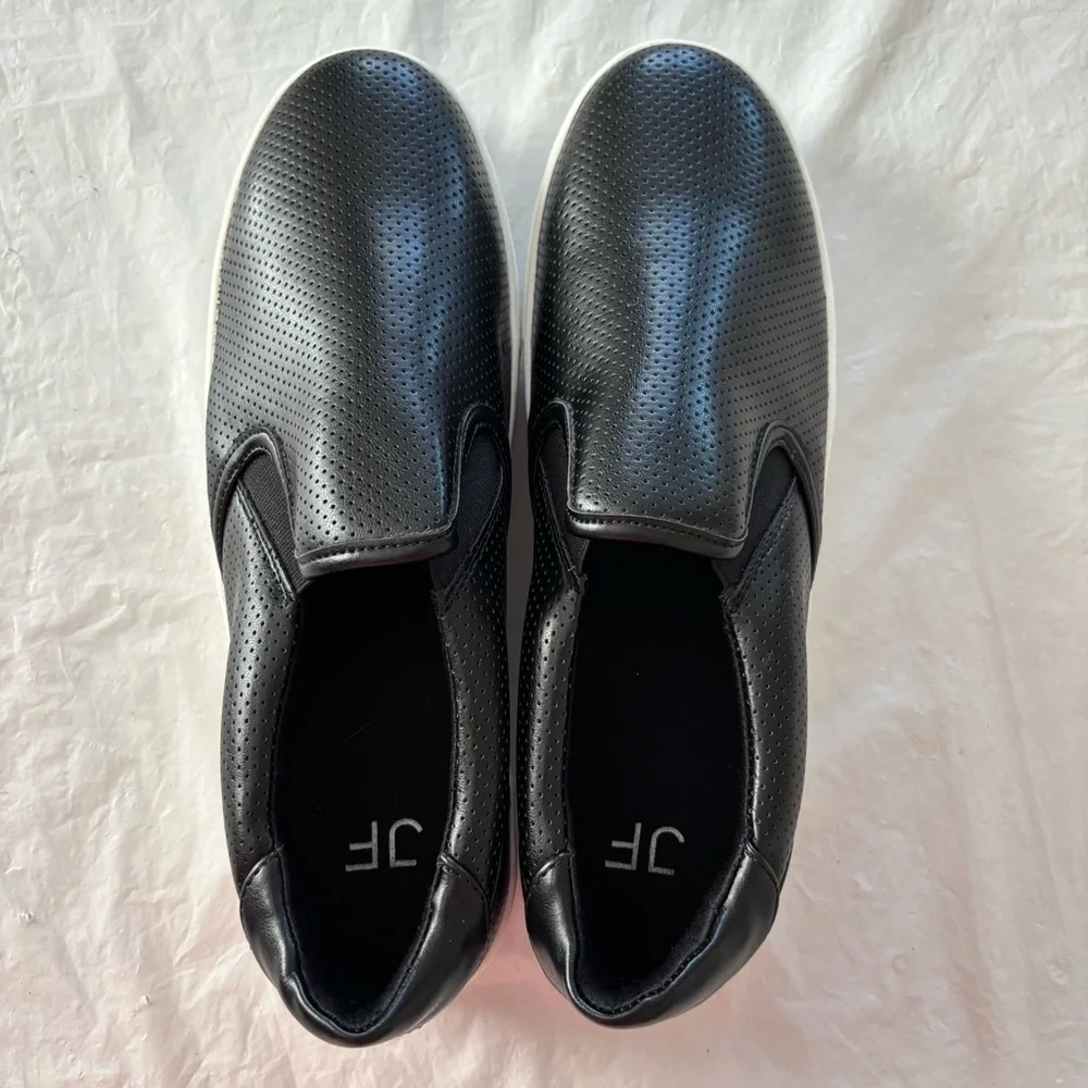 JustFab Eloise Black Platform Sneaker perforated leather SZ 10 NWOT