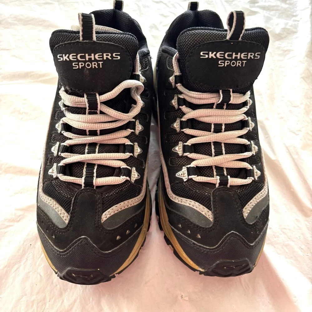NWOT Skechers Sport Energy 2 1817 Black white Casual Sneakers SZ 5