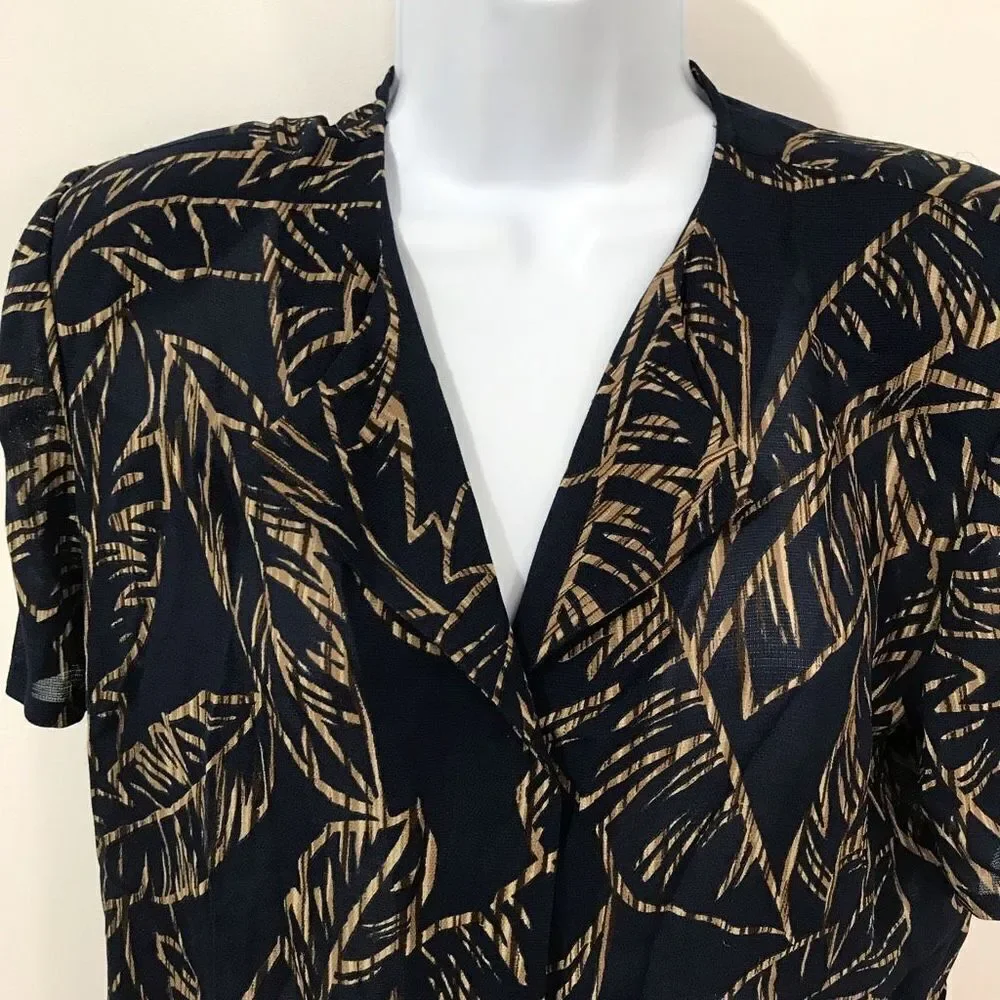 Carlisle 100% silk Dark blue blouse size 8. A398