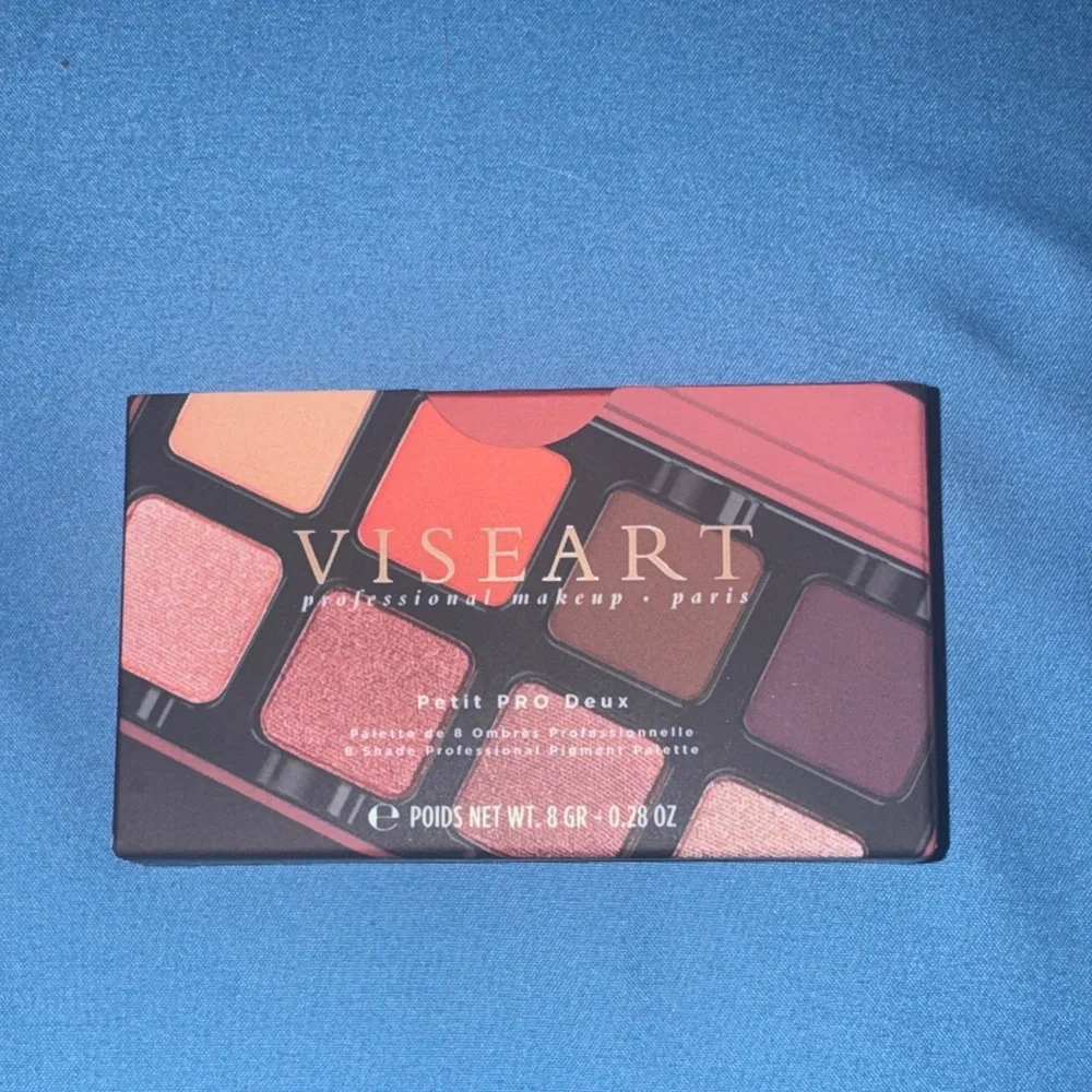 Viseart compact palette