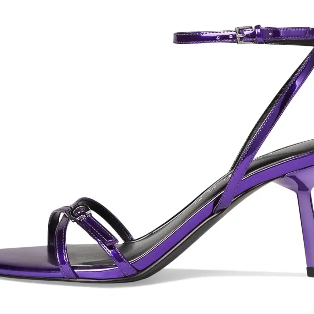 Guess elegant purple