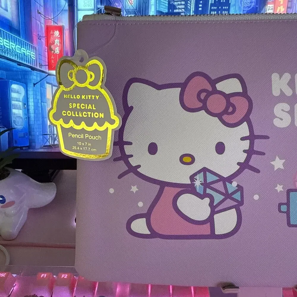 Hello Kitty this adorable