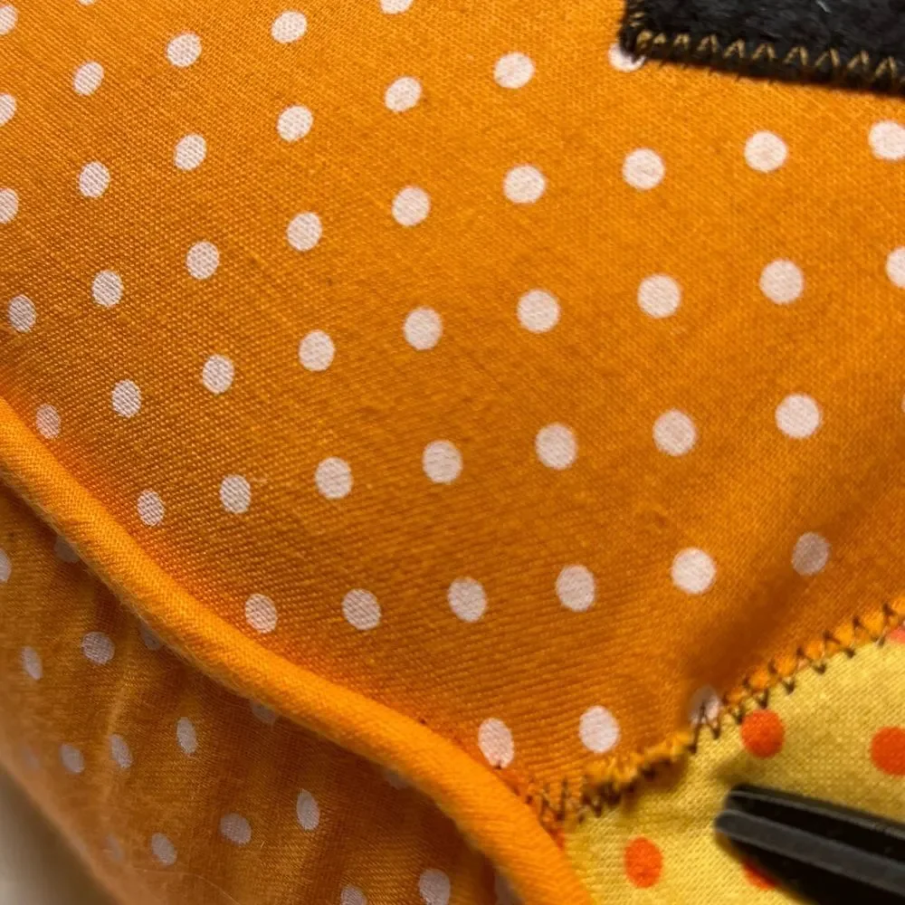 N/A festive orange
