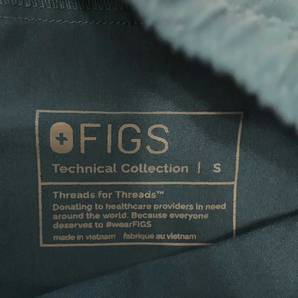 Figs preowned excellent