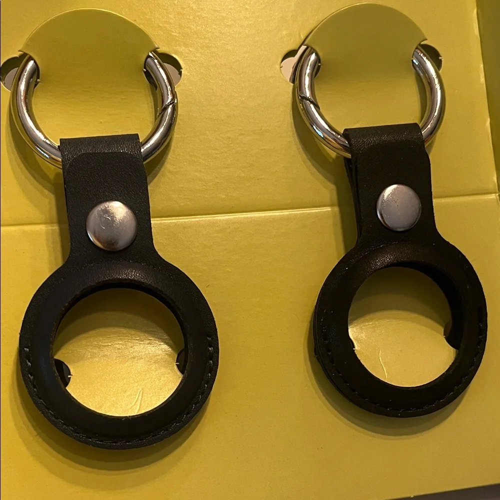 Onn. AirTag Holder Set (Vegan Leather)