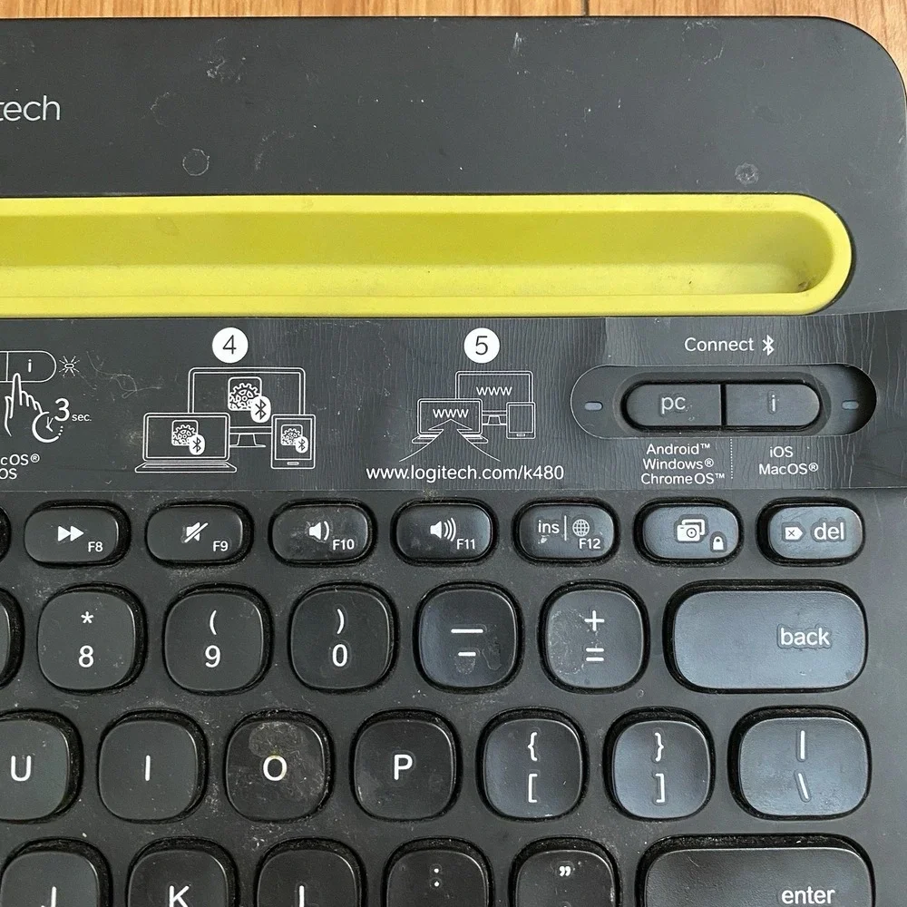 Logitech K480 Bluetooth Wireless Black Mini Multi-Device Keyboard Mac Windows
