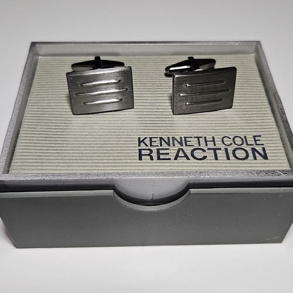 Kenneth Cole Reaction dark silver