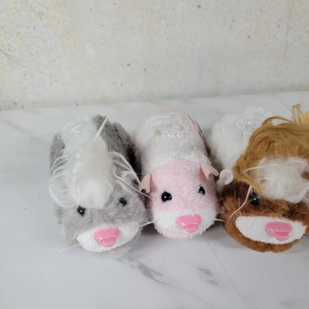 Lot 4 Zhu Zhu Pink Yellow Brown Black Hamsters‎
