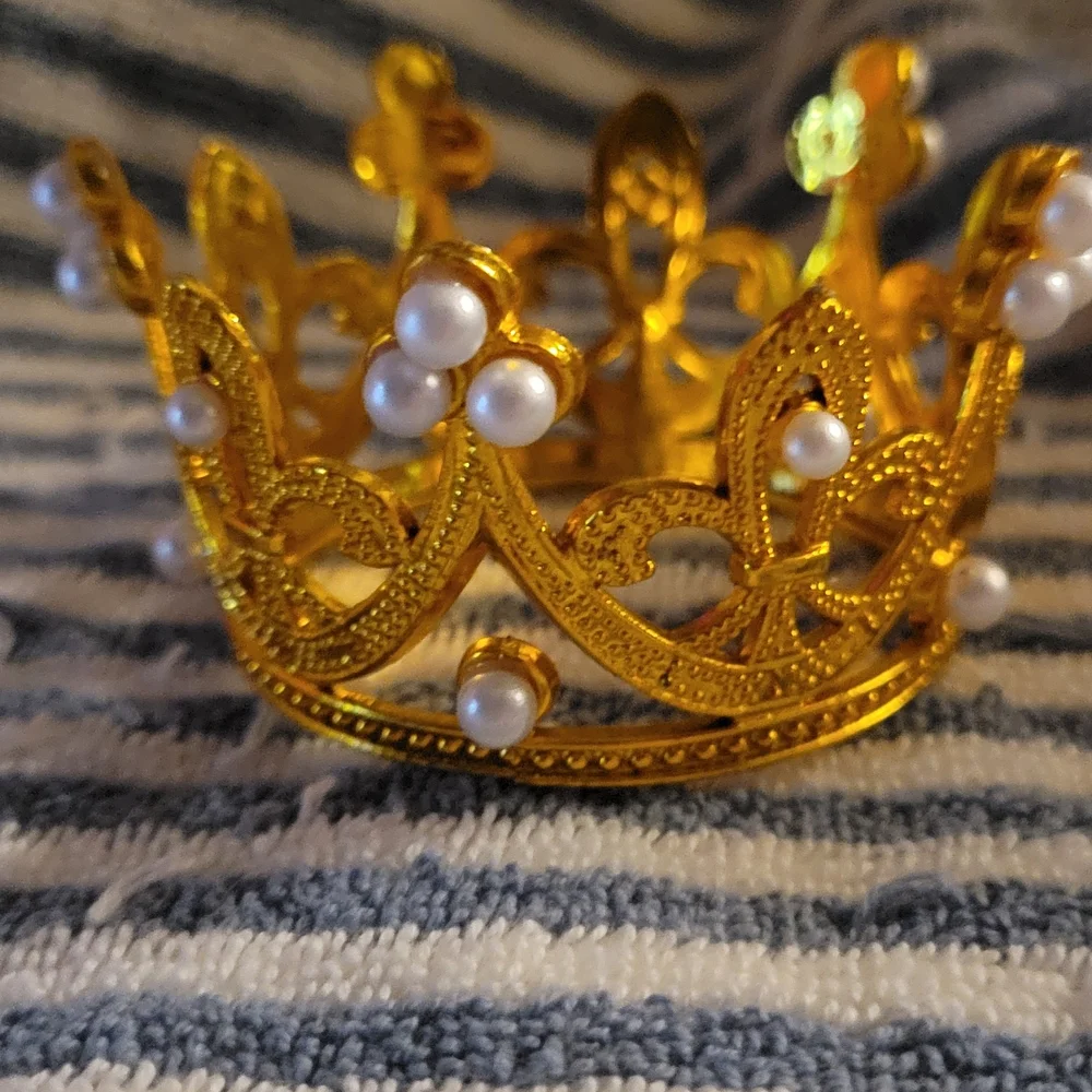 Gold Pearl Accent Mini Crown Decorative Ring