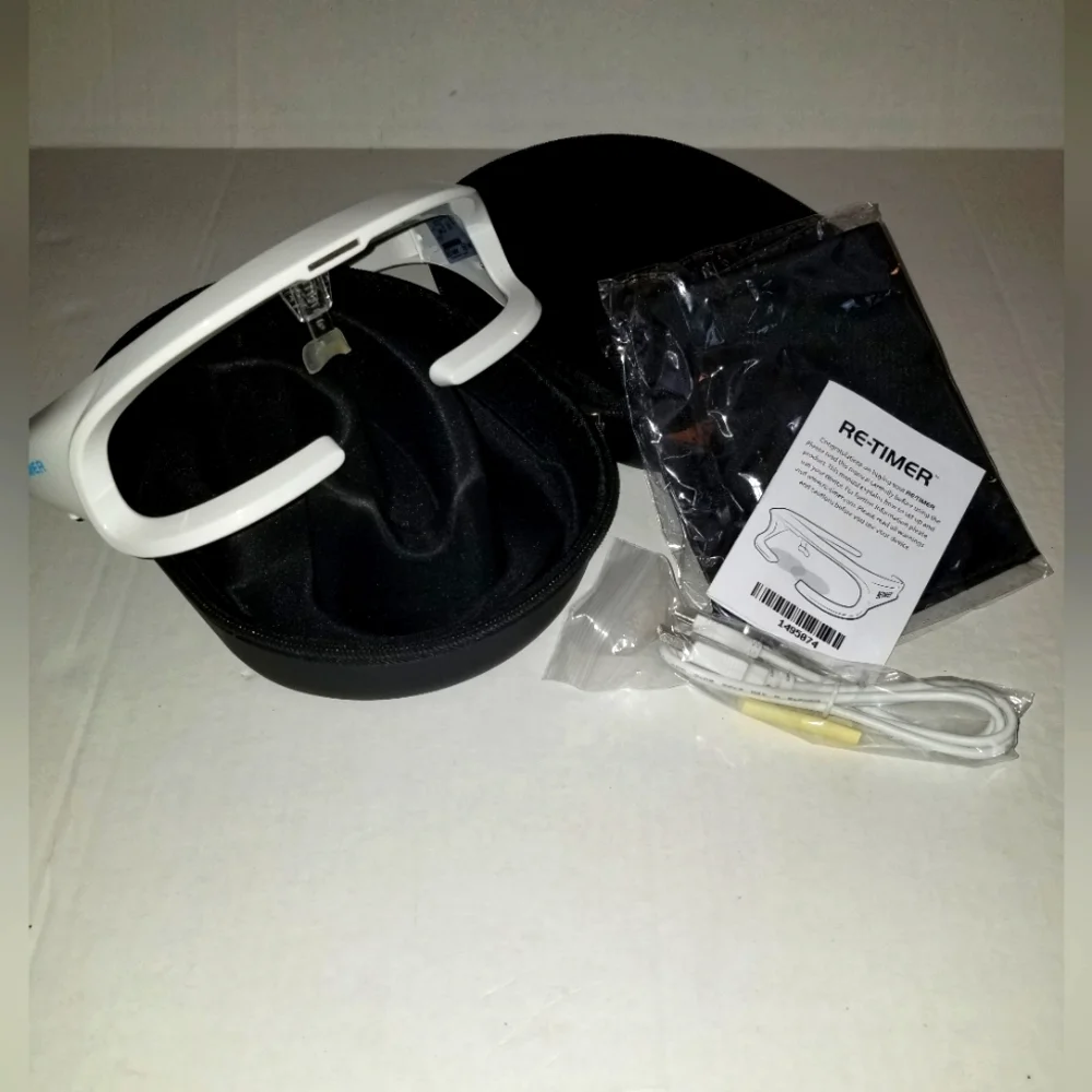 White Re-timer Glasses Black Case Portable Light