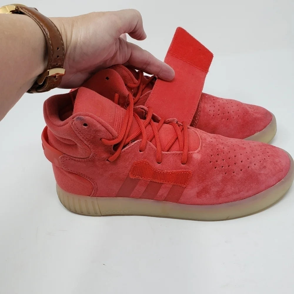 adidas sneakers tubular