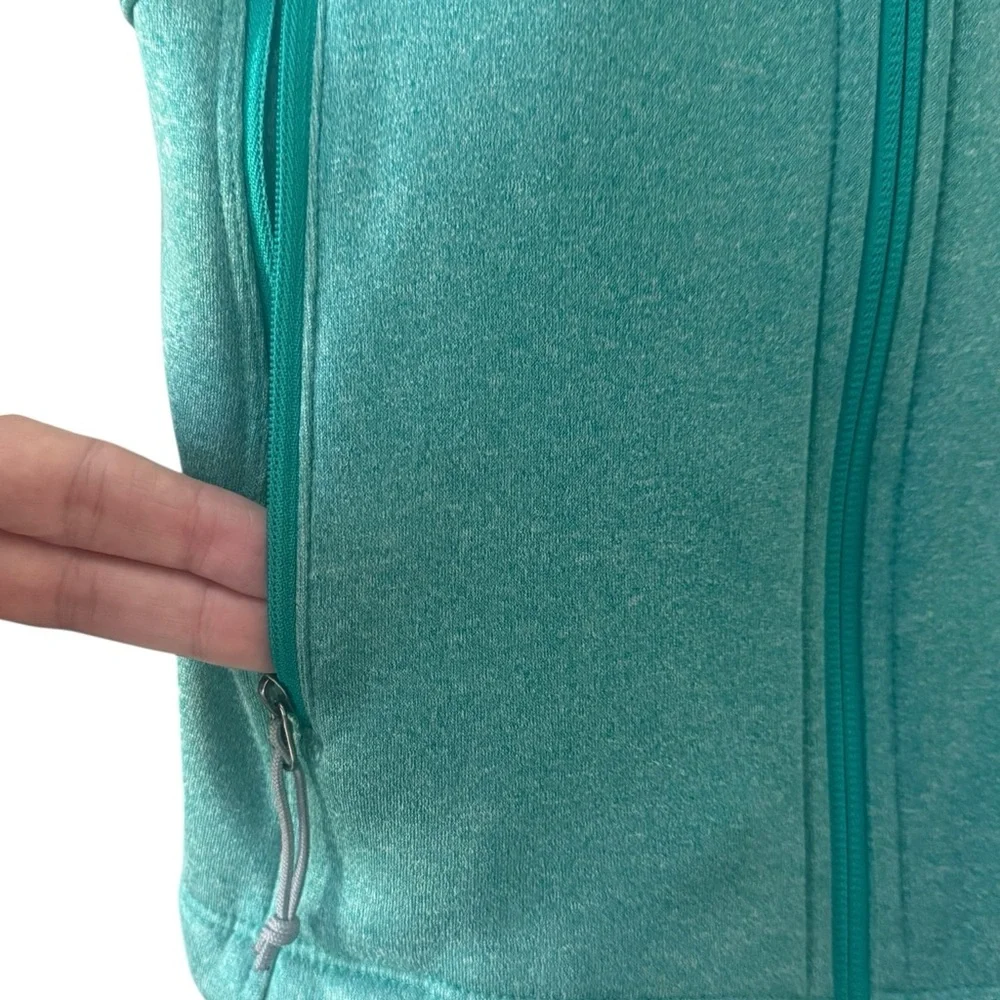 The North Face Women's Vintage Teal Zip-Up Fleece Jacket! XS