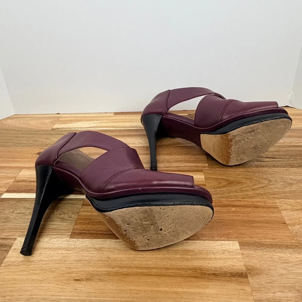 Michael Kors kors strap pumps