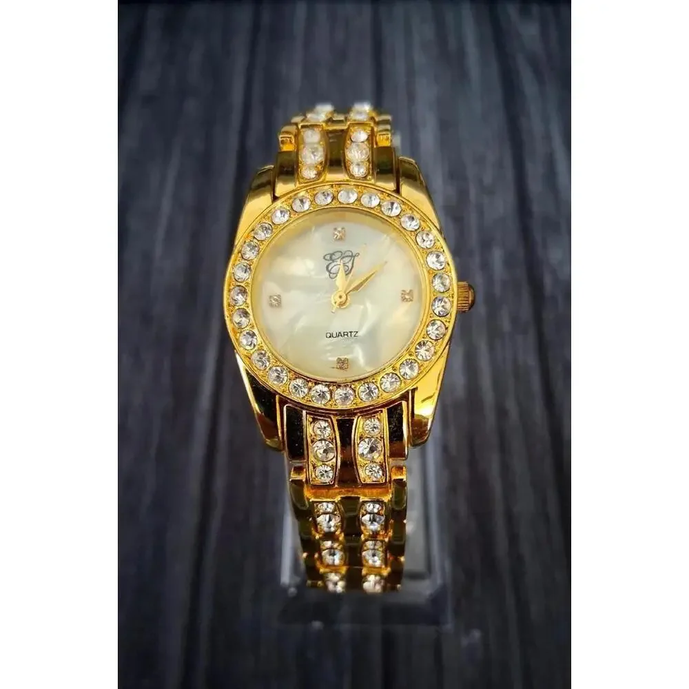 Elizabeth Taylor bezel color