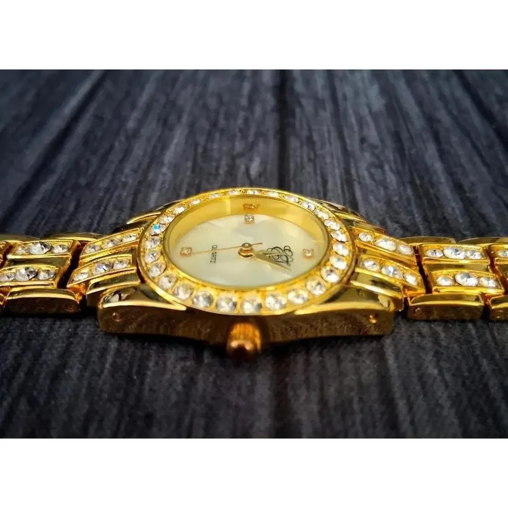 Elizabeth Taylor bezel color