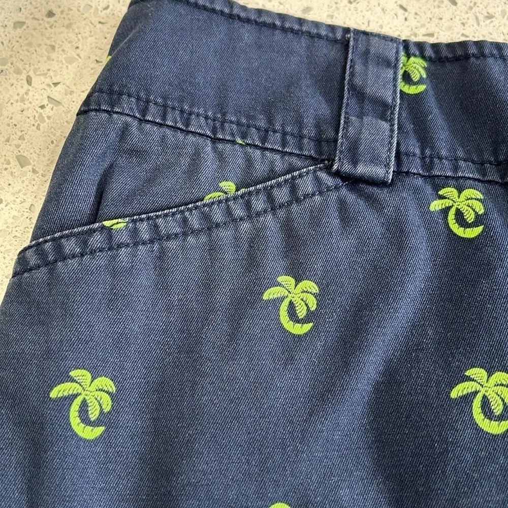 Lilly Pulitzer green summer closure