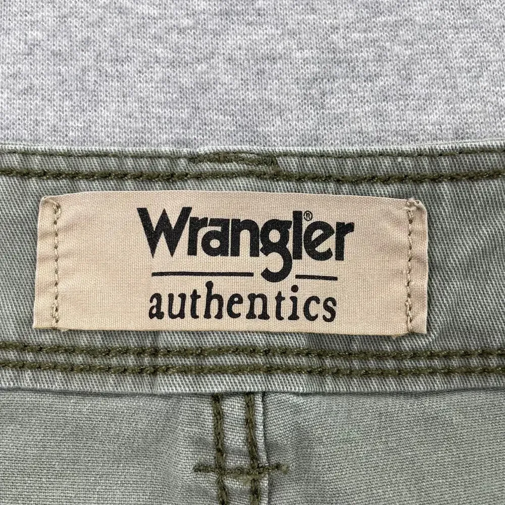 Wrangler cargo shorts
