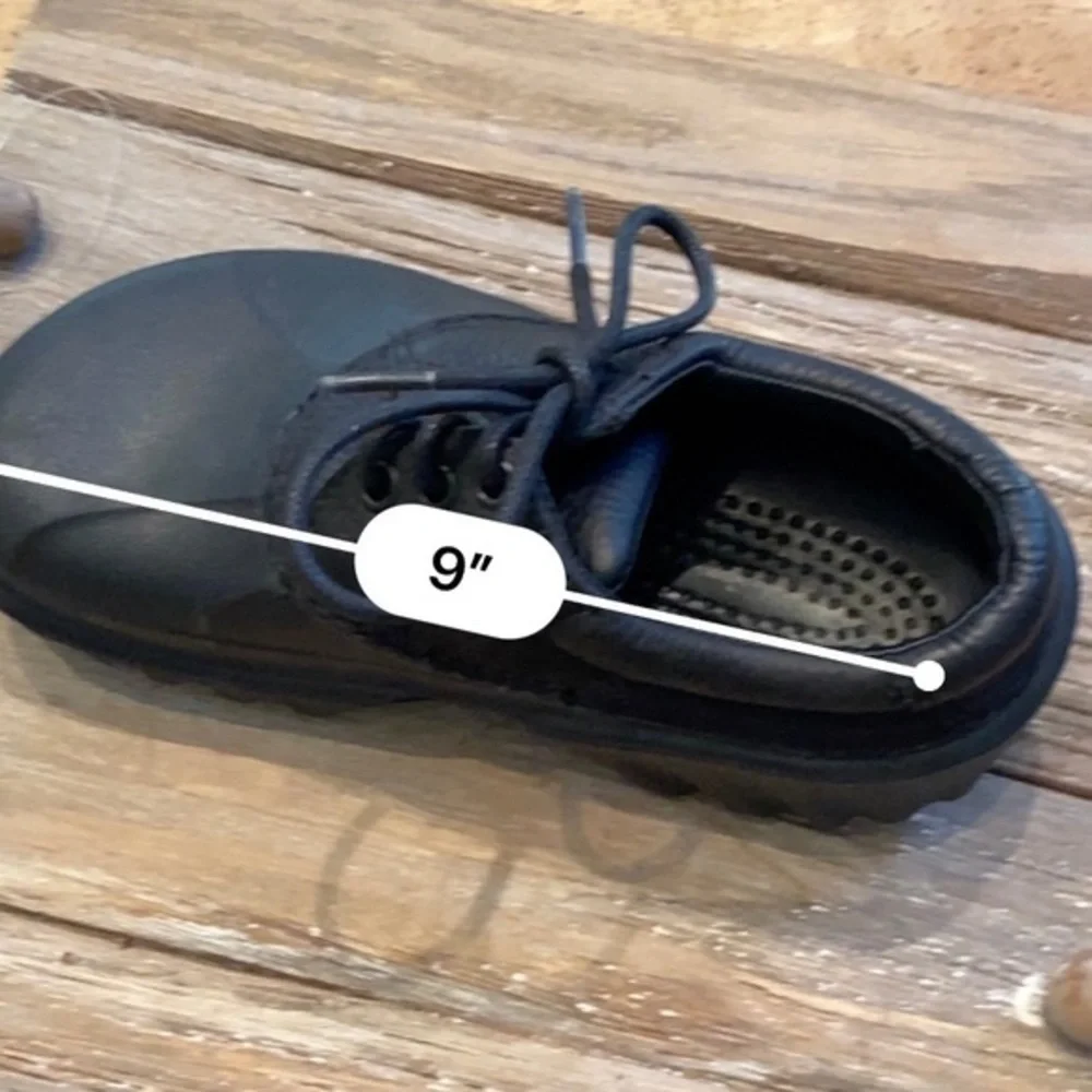 CROCS uppers smoke