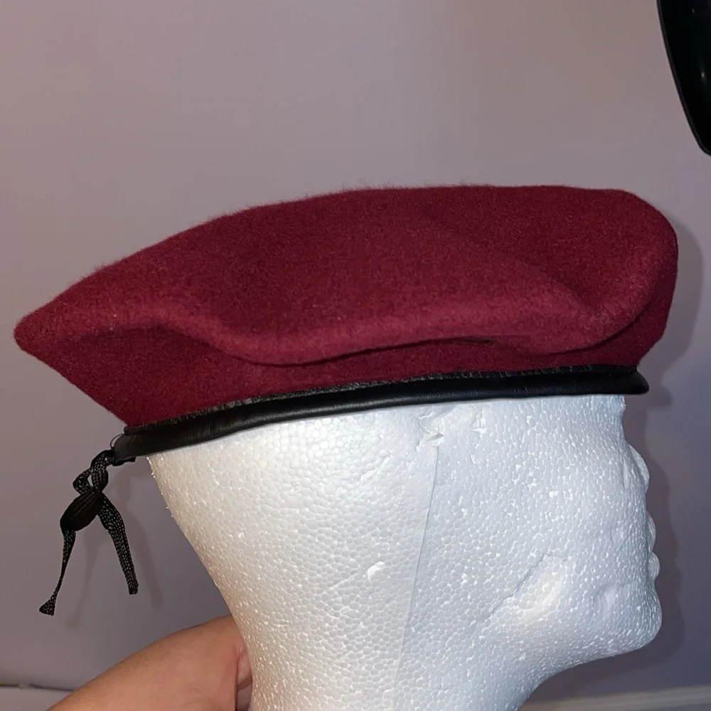 Vintage Masonic Freemasons Shriners Patch Wool Felt Beret Hat Maroon size 7 1/4