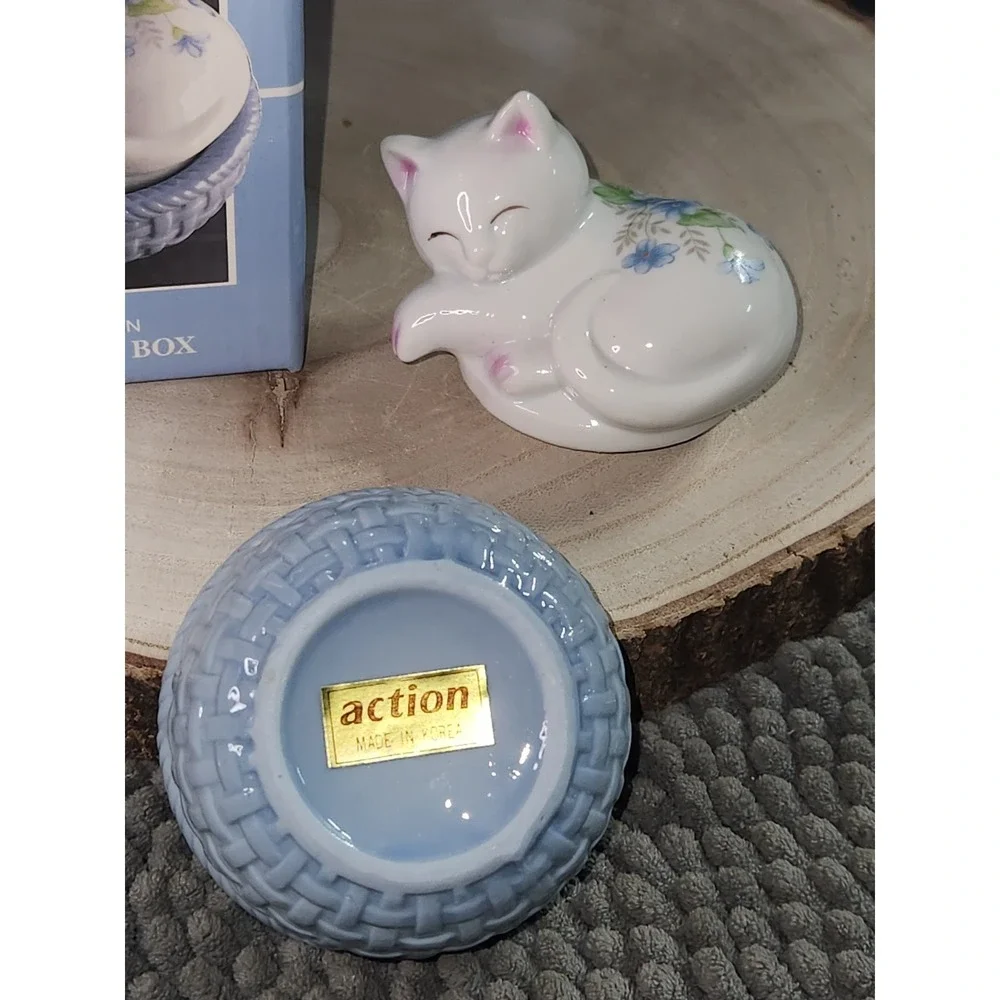 Jamestown China vtg 1989