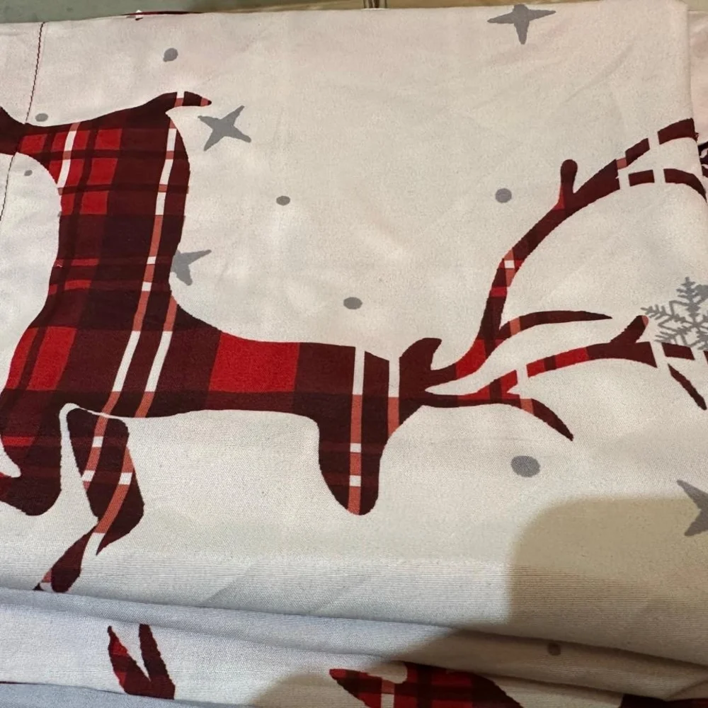 N/A festive red