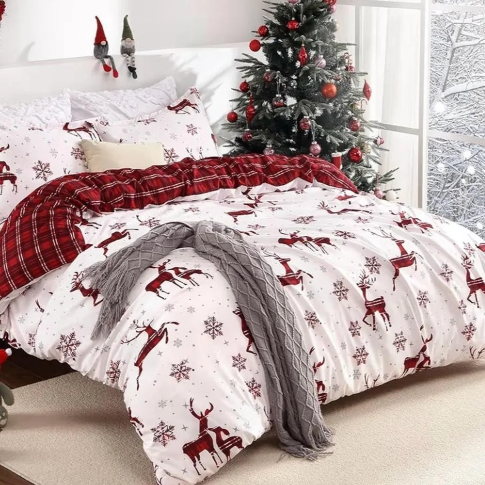 Duvet Cover Set Holiday Red and Beige Reindeer Bedding Set - Brand Unknown