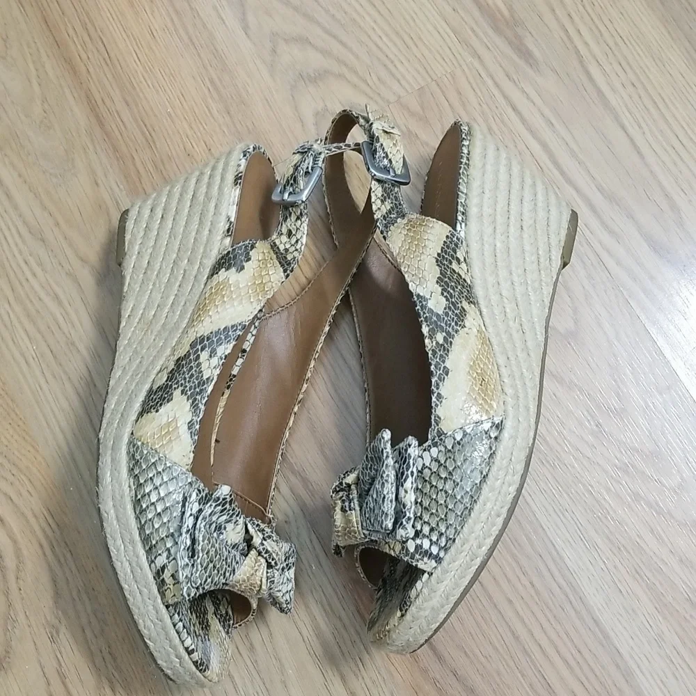 there wear #66heelsaust