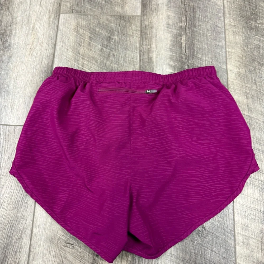 Nike‎ Magenta Shorts