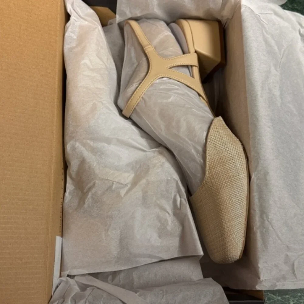 Naturalizer sole angled
