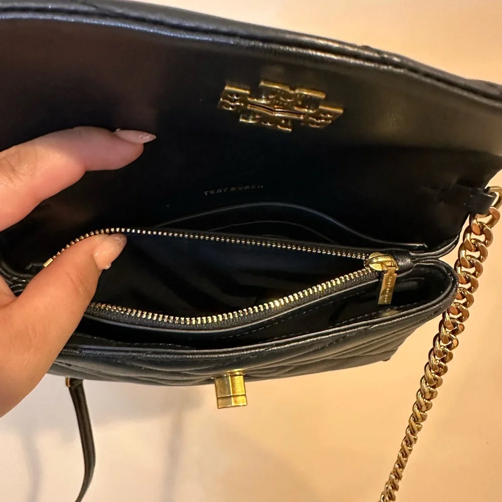 TORY BURCH Kira Chevron Quilted Leather Wallet on a Chain