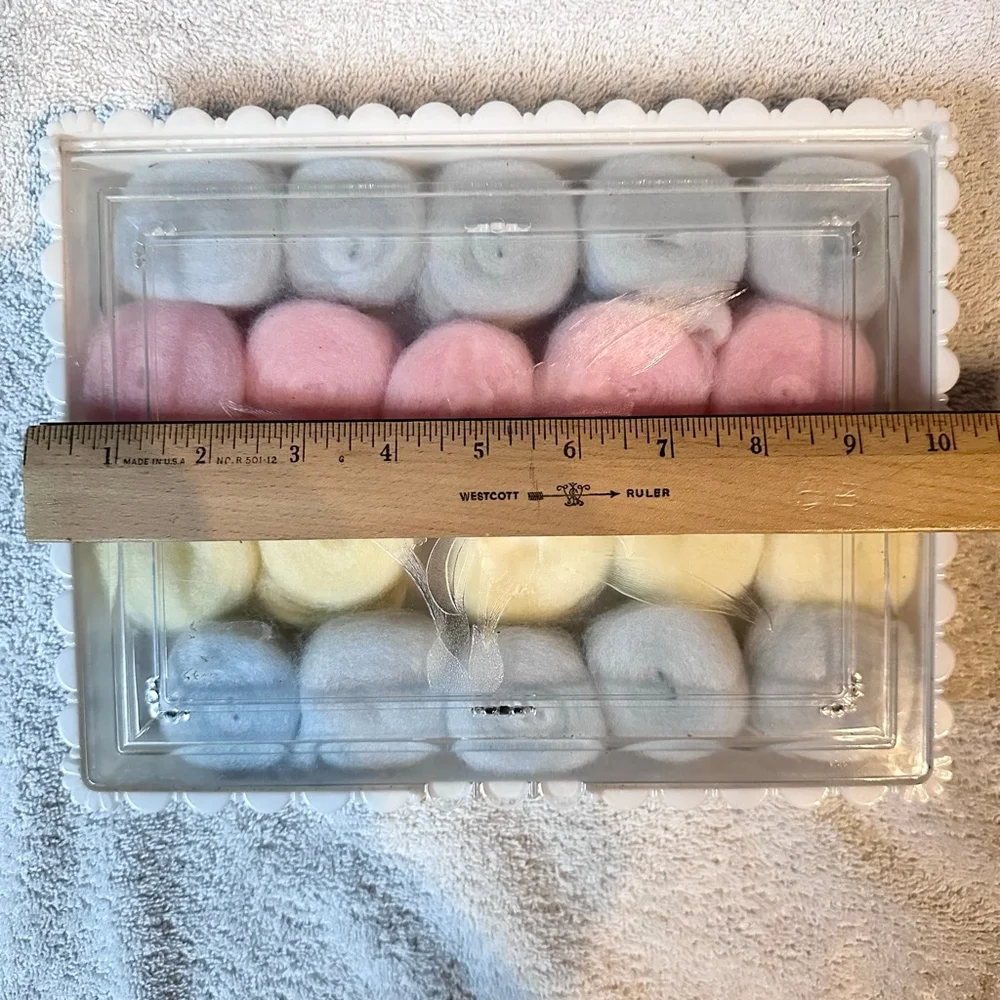 Unbranded vintage plastic