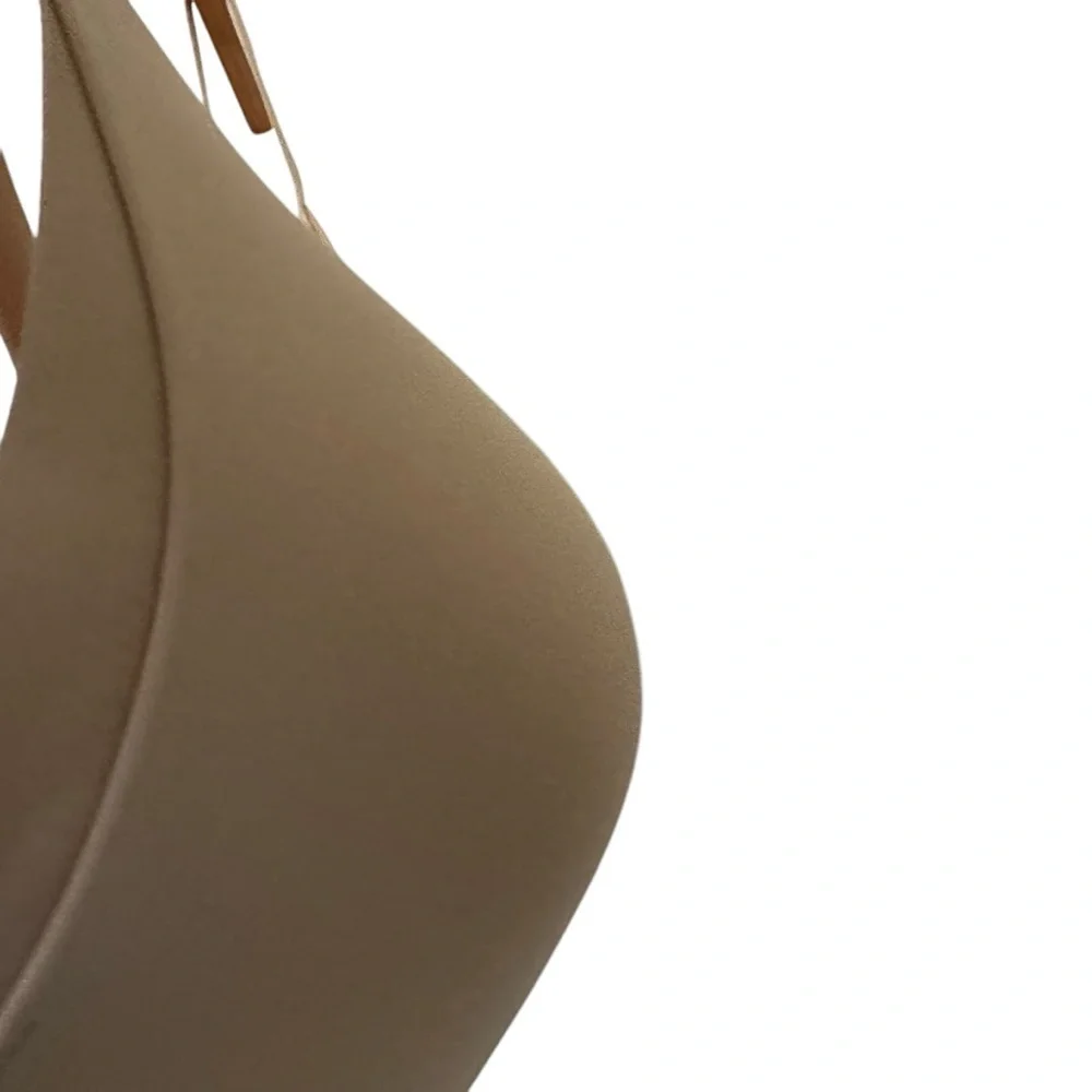 Knix Wing Womans Contour Bra Size 7+ Beige Wireless Molded Foam Cups NWT