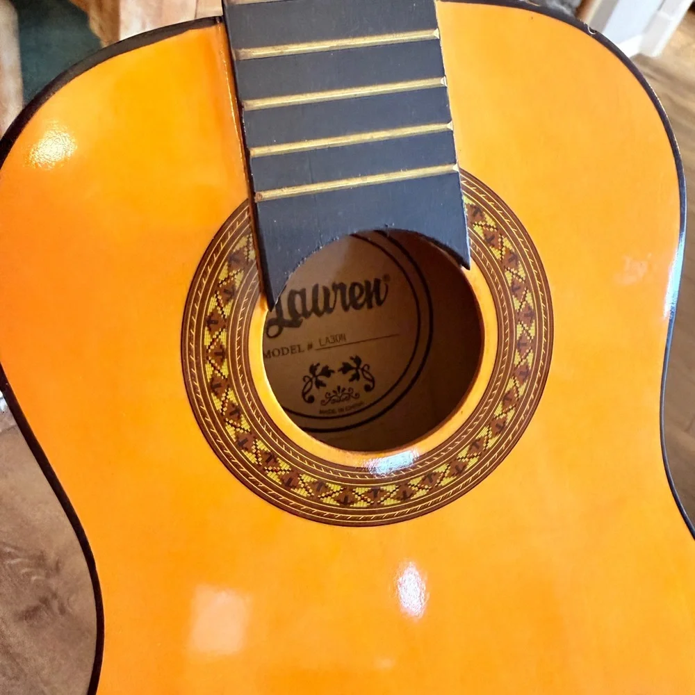 Lauren # LA30N 6 String Acoustic Guitar
