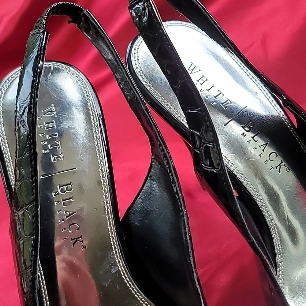 WHBM sz9 Alligator print patent leather slingback pump.