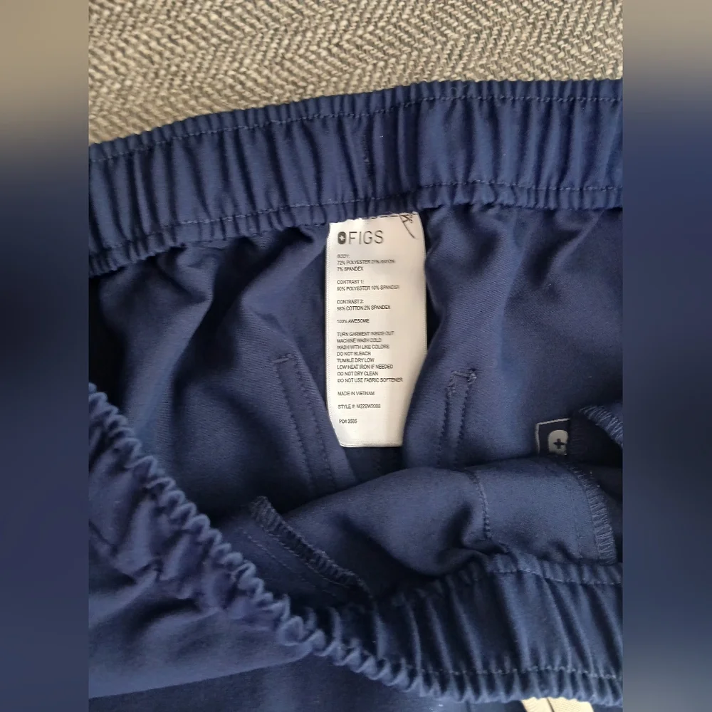 Figs elastic waistband
