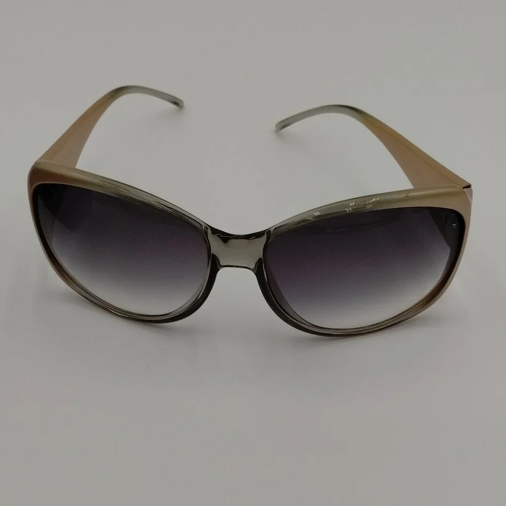 Givenchy sgv 722