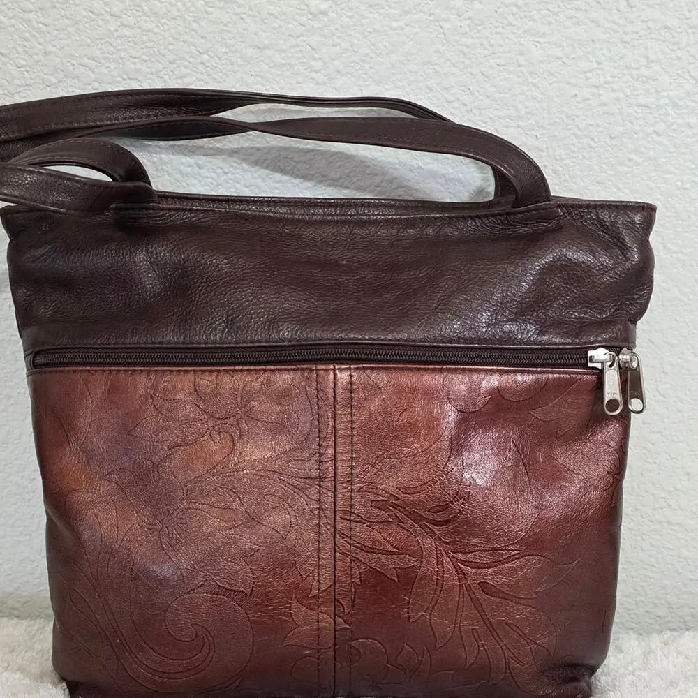 Chic Embossed Leather Shoulder Bag in Rich Brown