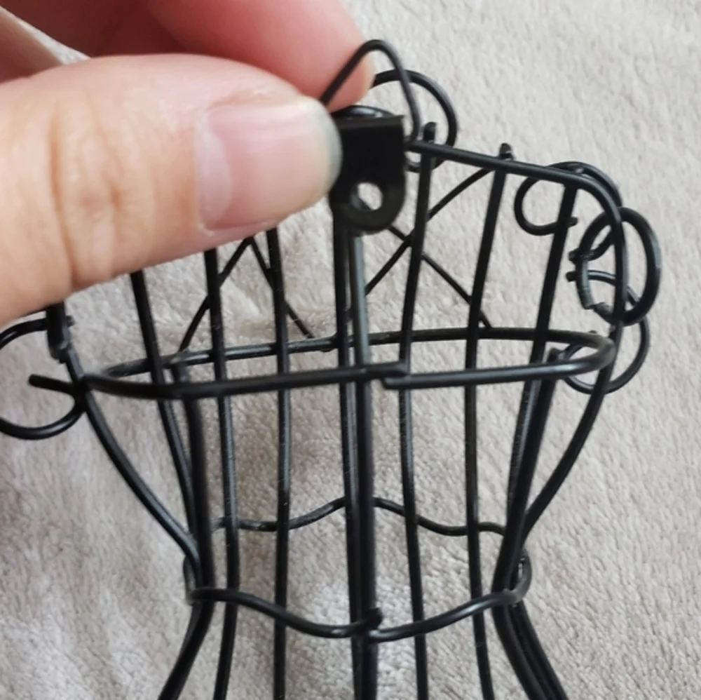 WIRED DRESS HOOK KEY HOLDER ⭐