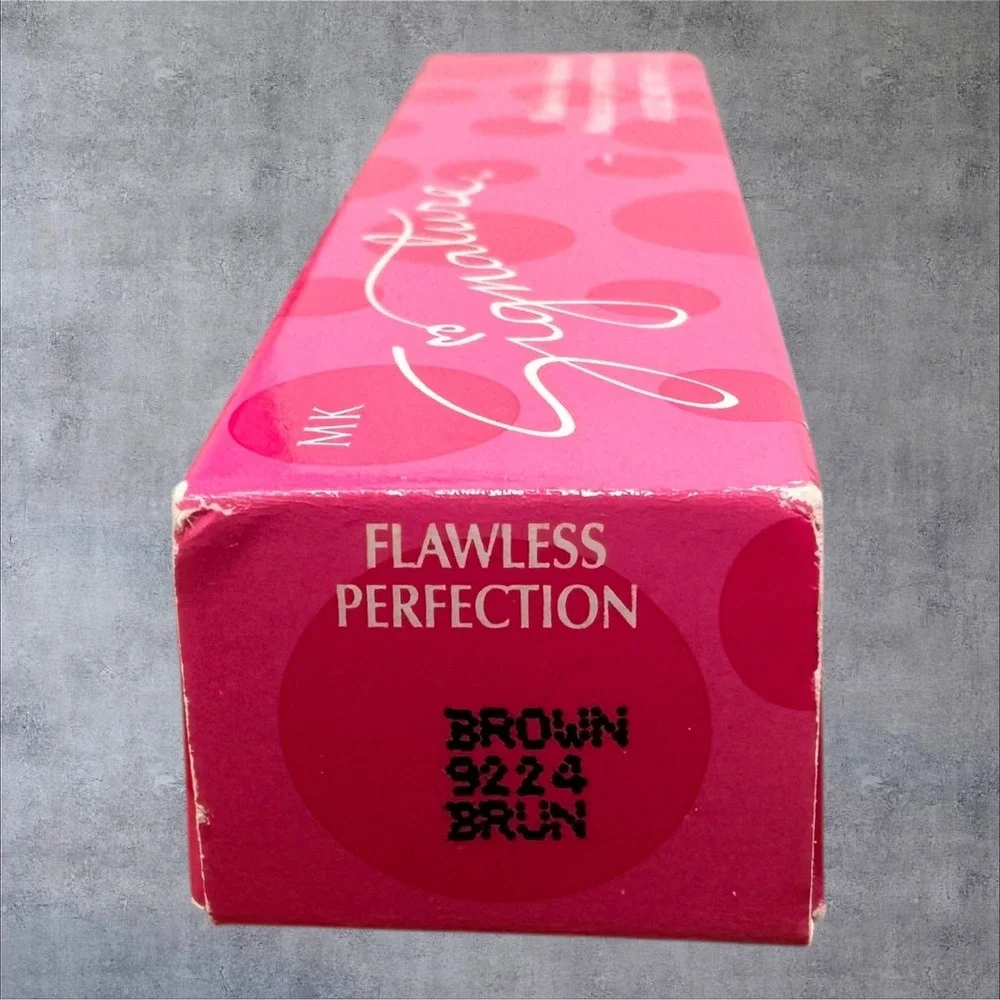 Mary Kay MK Signature Flawless Mascara Brown 9224 .42oz New Box Thickening