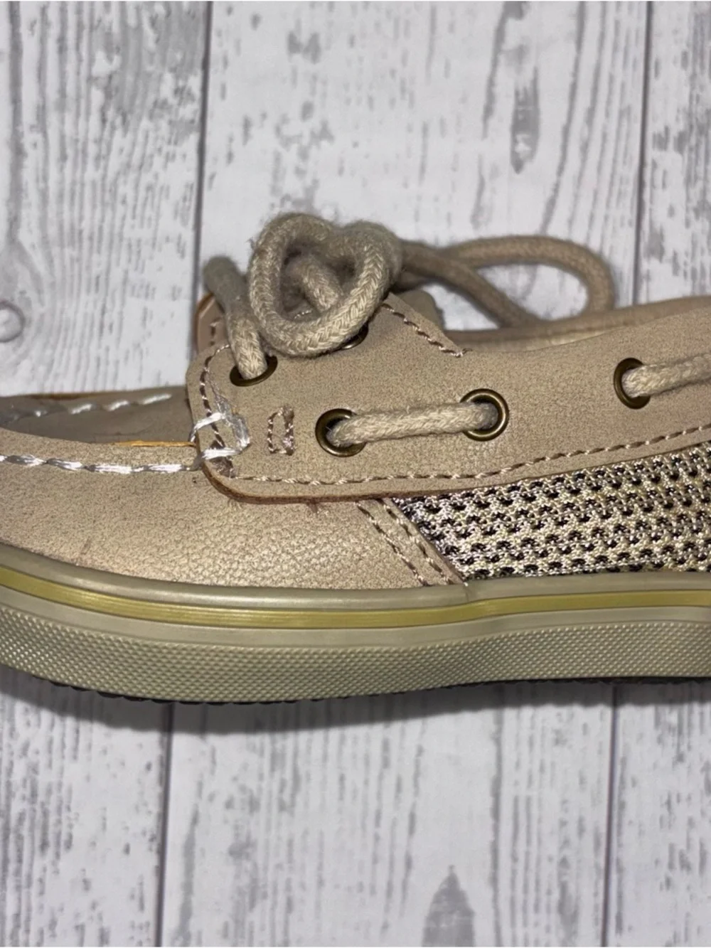 Sperry  smoke‑free holidays use