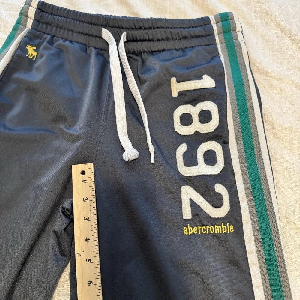Abercrombie & Fitch abercrombie fitch