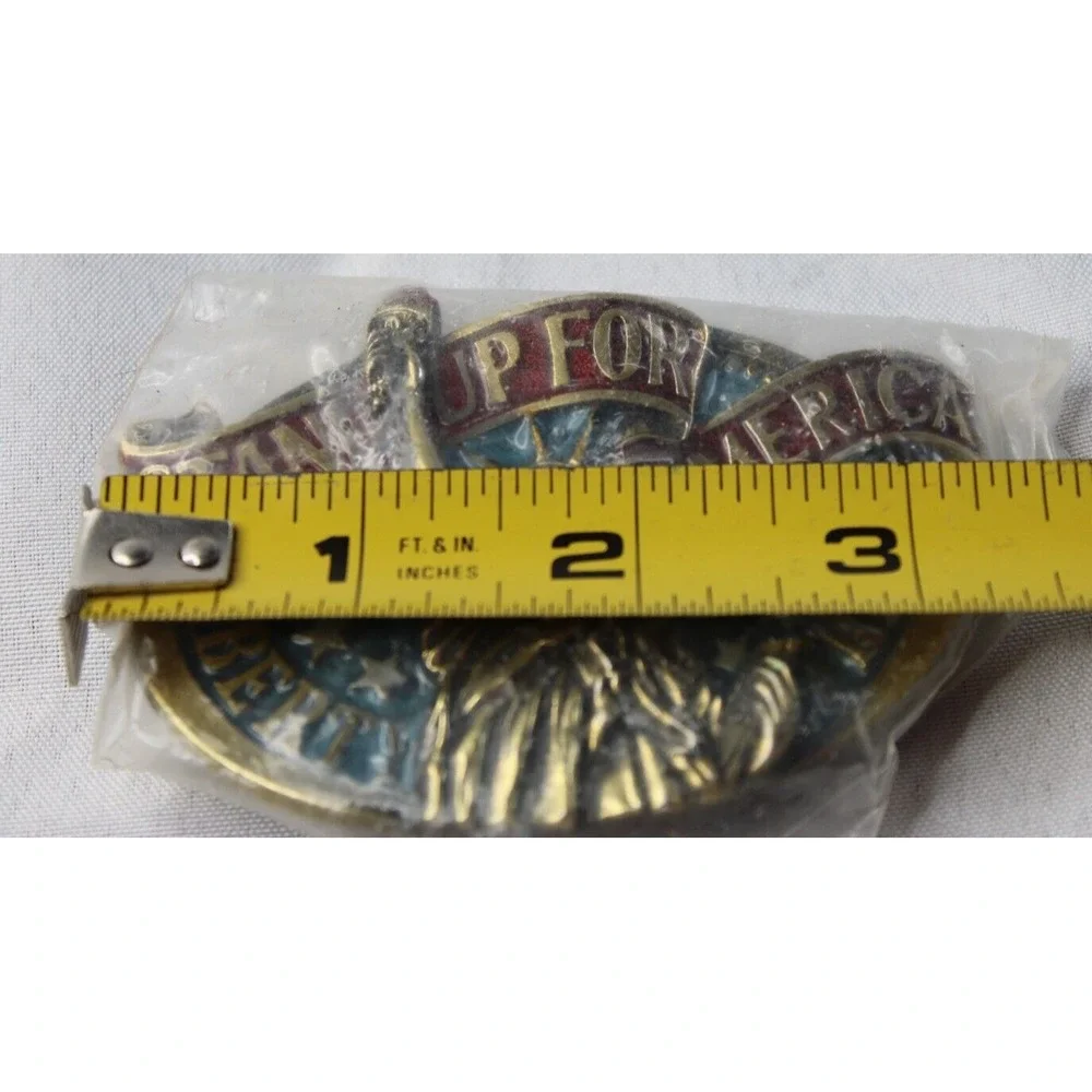 VTG 1984 STAND UP FOR AMERICA Statue of Liberty Freedom Belt Buckle Patriotic