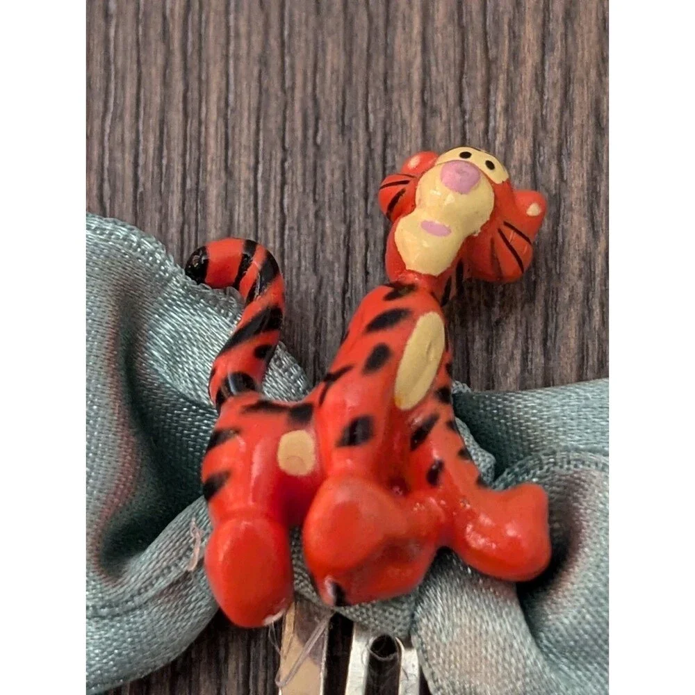 Vintage Disney Winnie The Pooh Tigger Hair Snap Clip Bow Barrettes