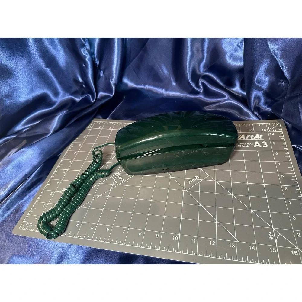 Northwestern Bell Phones Favorite Forest Green Push Button Retro Slimline